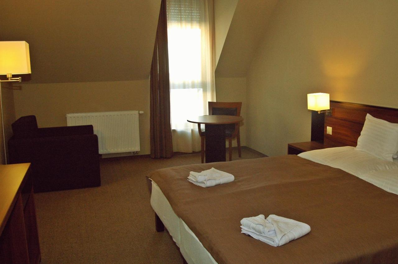 Bed and Breakfast Fiaker Panzio Zalaszentgrot Экстерьер фото